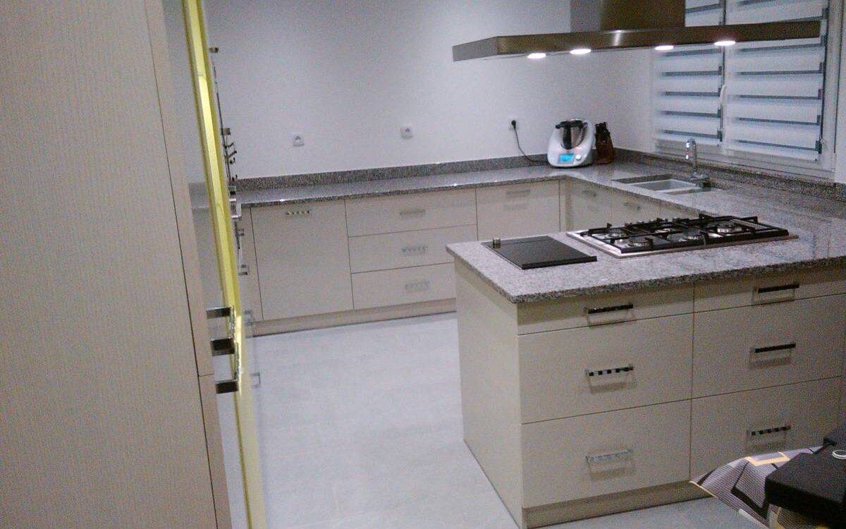 Cuisines équipées à mulhouse.- Meubles sur-mesure Wintzenheim