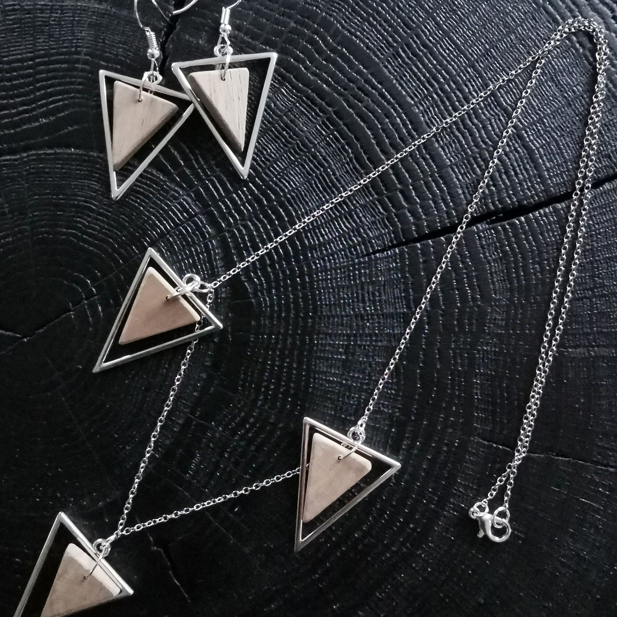 Soutien à l&#8217;artisanat local : BIJOUX ARTISANAUX EN BOIS FABRIQUES EN ALSACE Wintzenheim